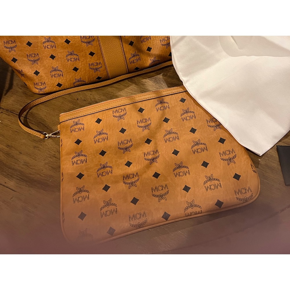 Gorgeous COGNAC MCM Shopper Tote Large with small envelope like bag.